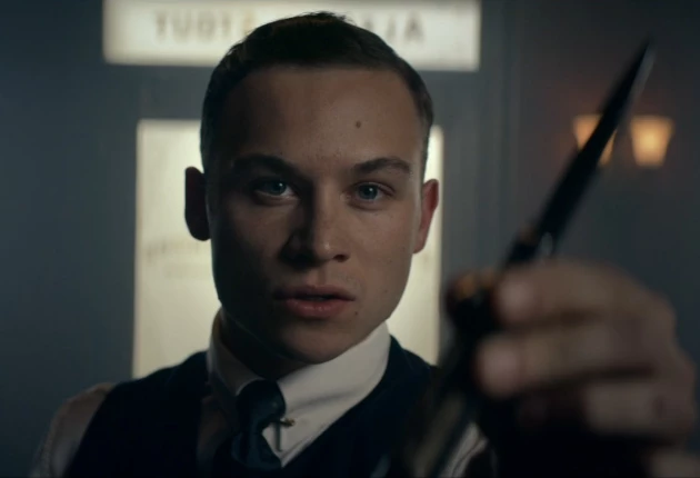 Кадры 5 сезона 6 серии сериала Острые Козырьки